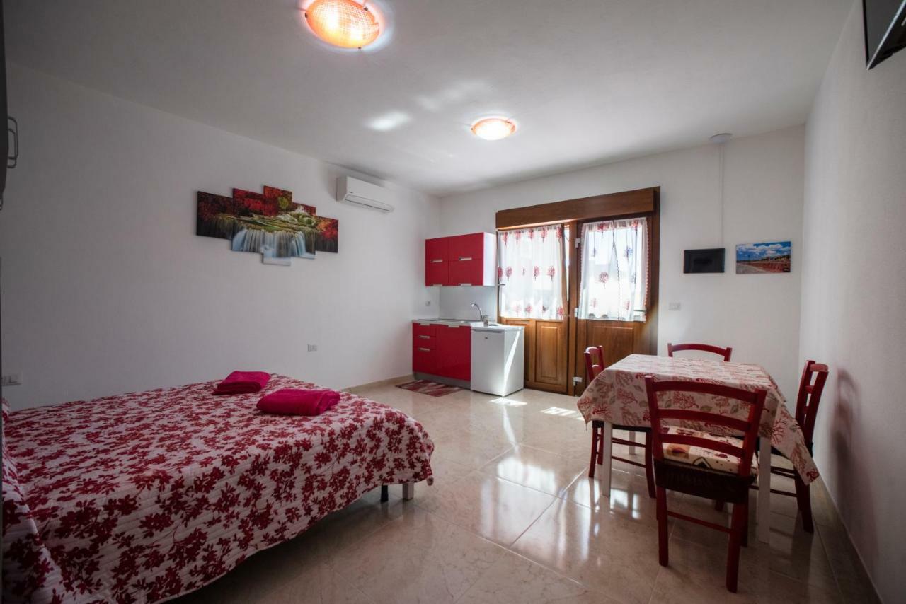 Апартаменты Welcomely - Casa Manca Альгеро Экстерьер фото